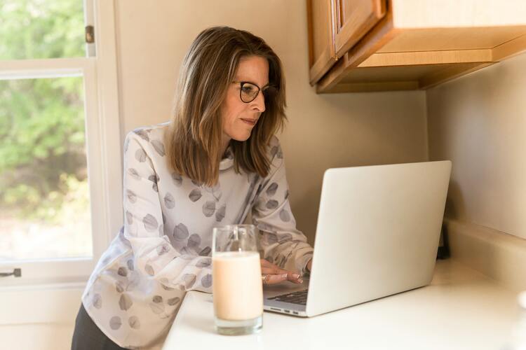 Pexels Linkedin Sales Navigator 1251833